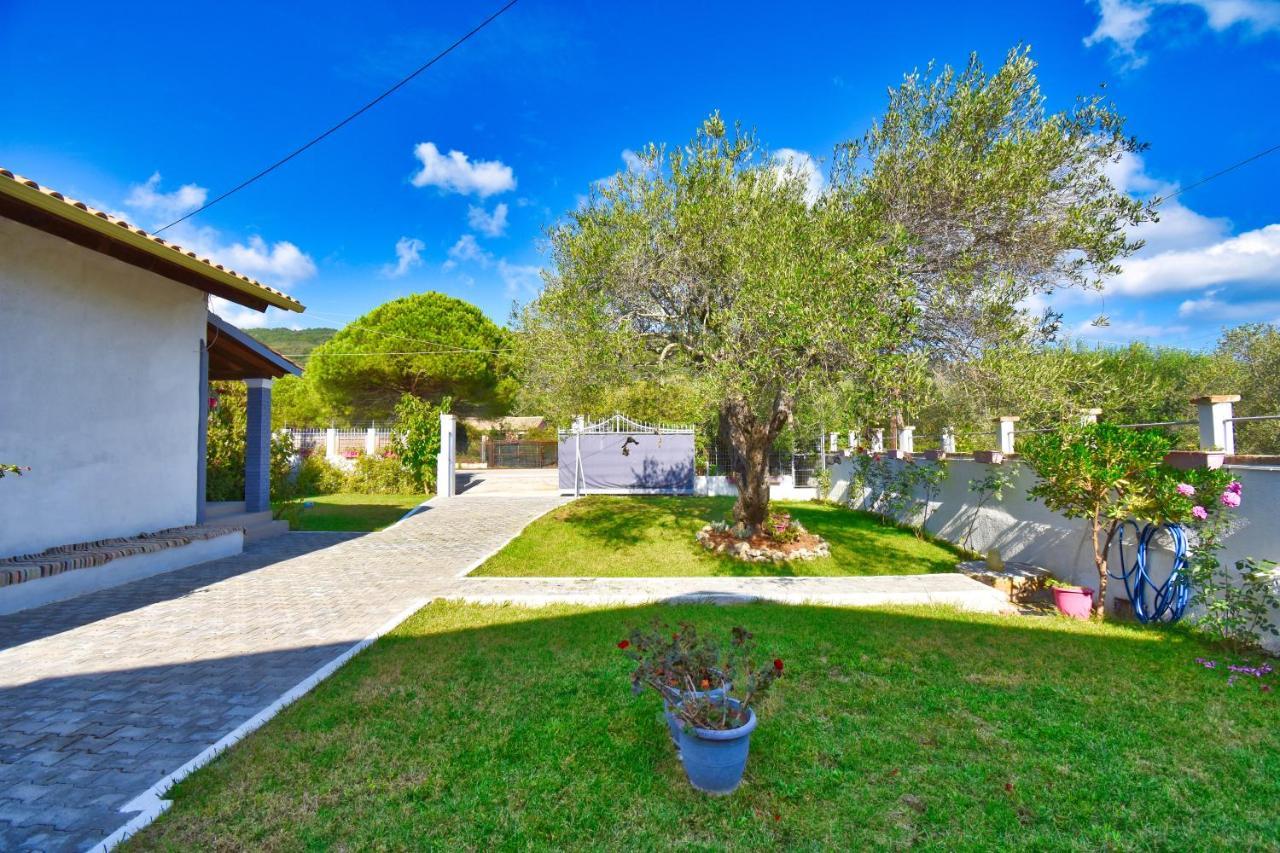 Ninas Cottage Línia Exterior photo